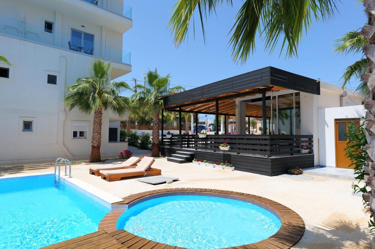 Kuburi Hotel Ksamil Exteriör bild