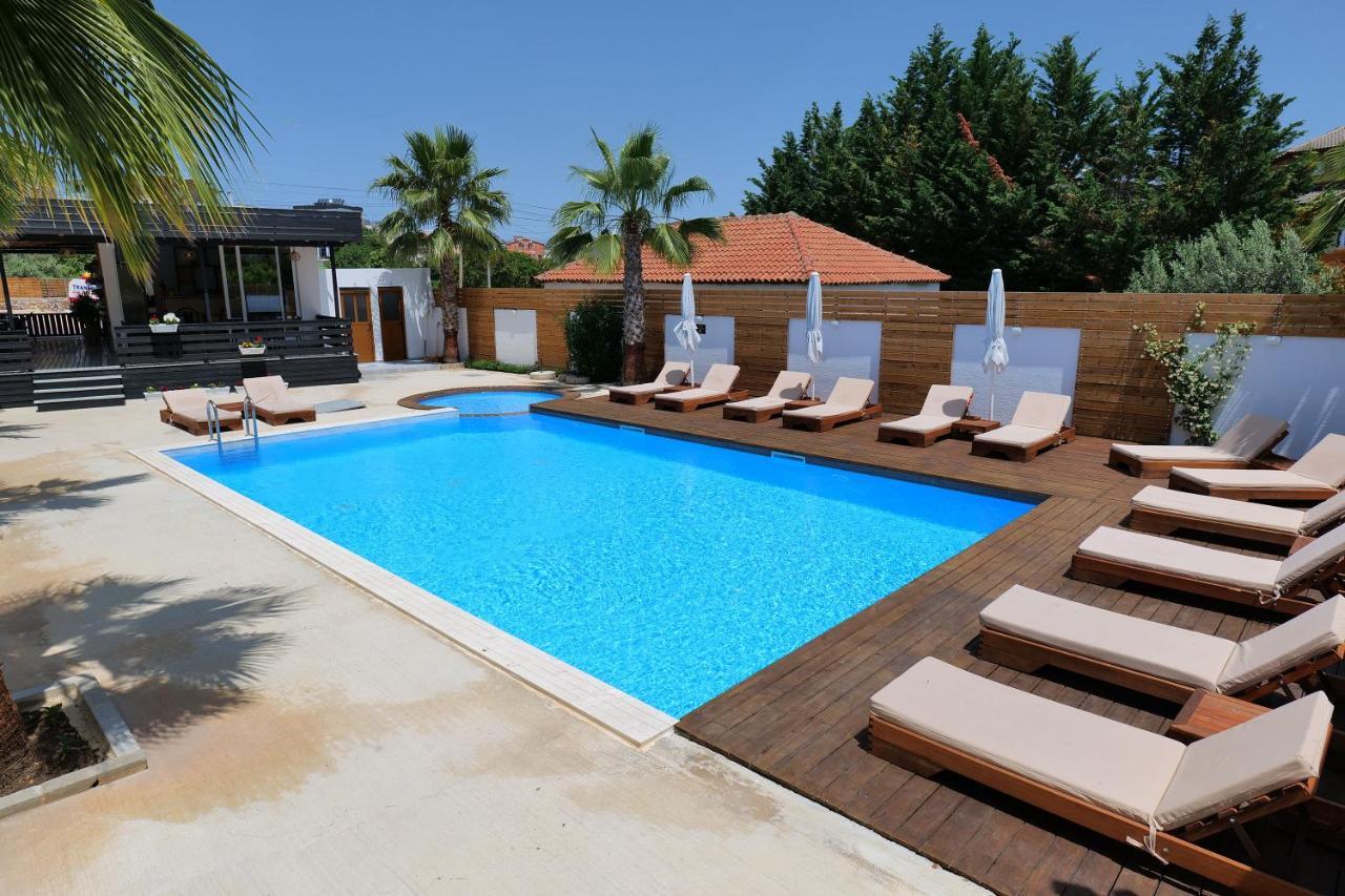 Kuburi Hotel Ksamil Exteriör bild