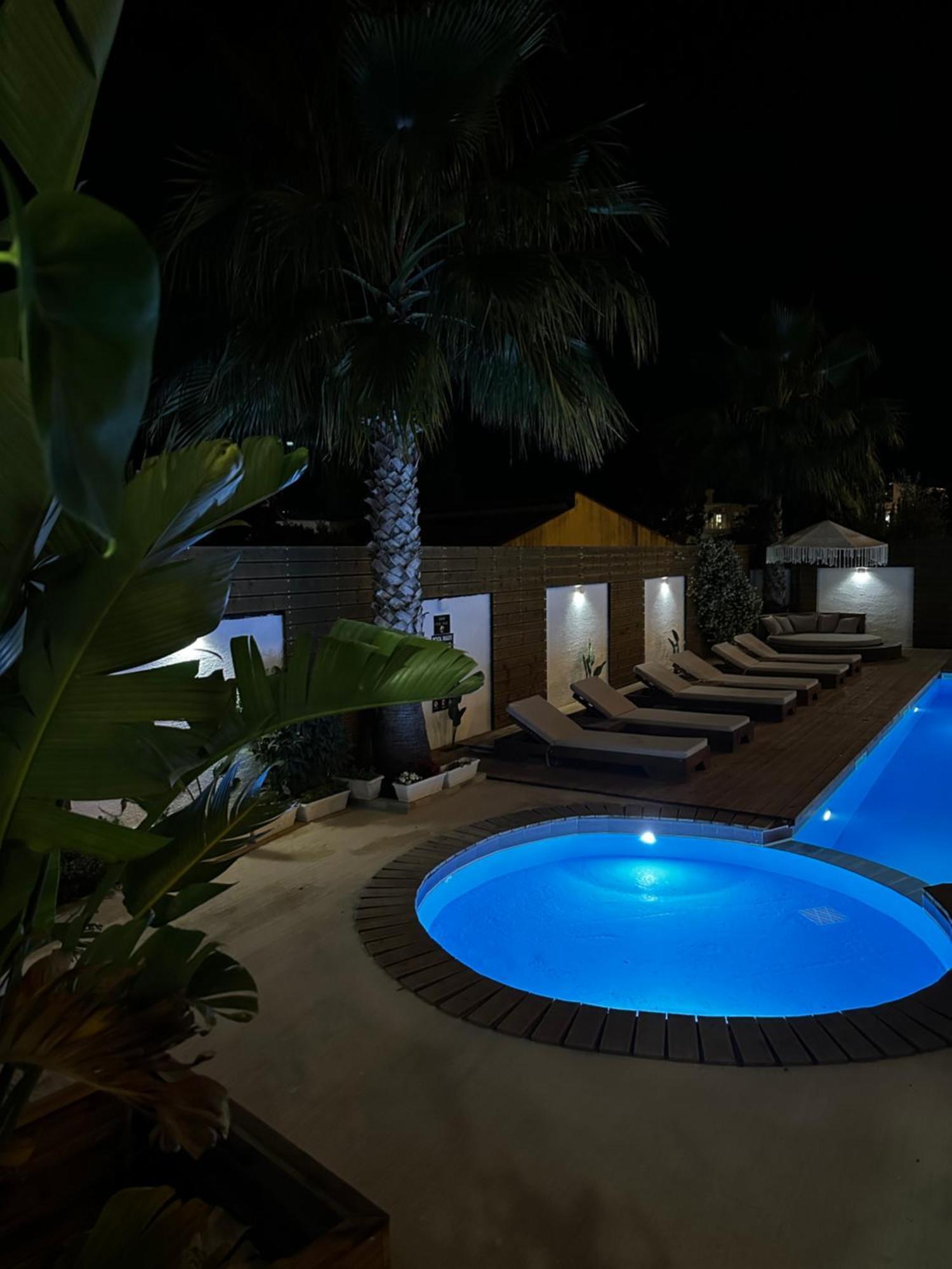 Kuburi Hotel Ksamil Exteriör bild